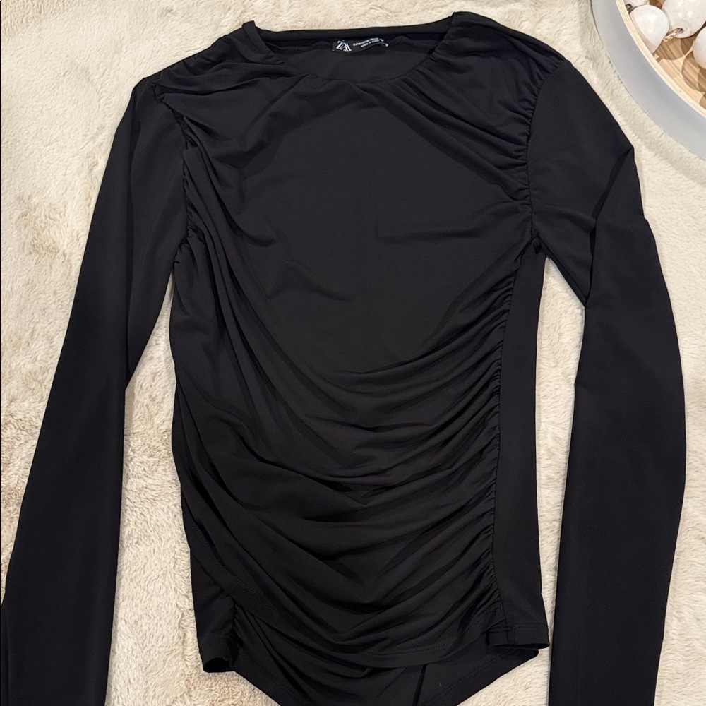 Zara Black Ruched Long Sleeve Top